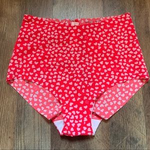 VS Valentine’s Day Heart Brief Slip Seamless Panty